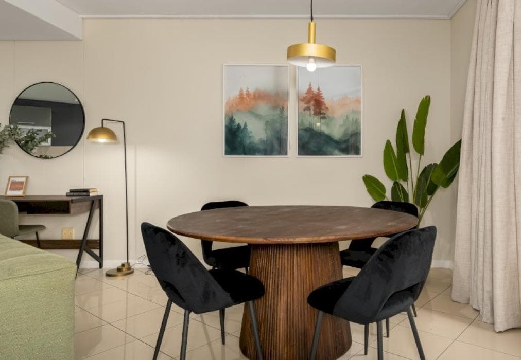 Designer Apartment in Heart of CBD