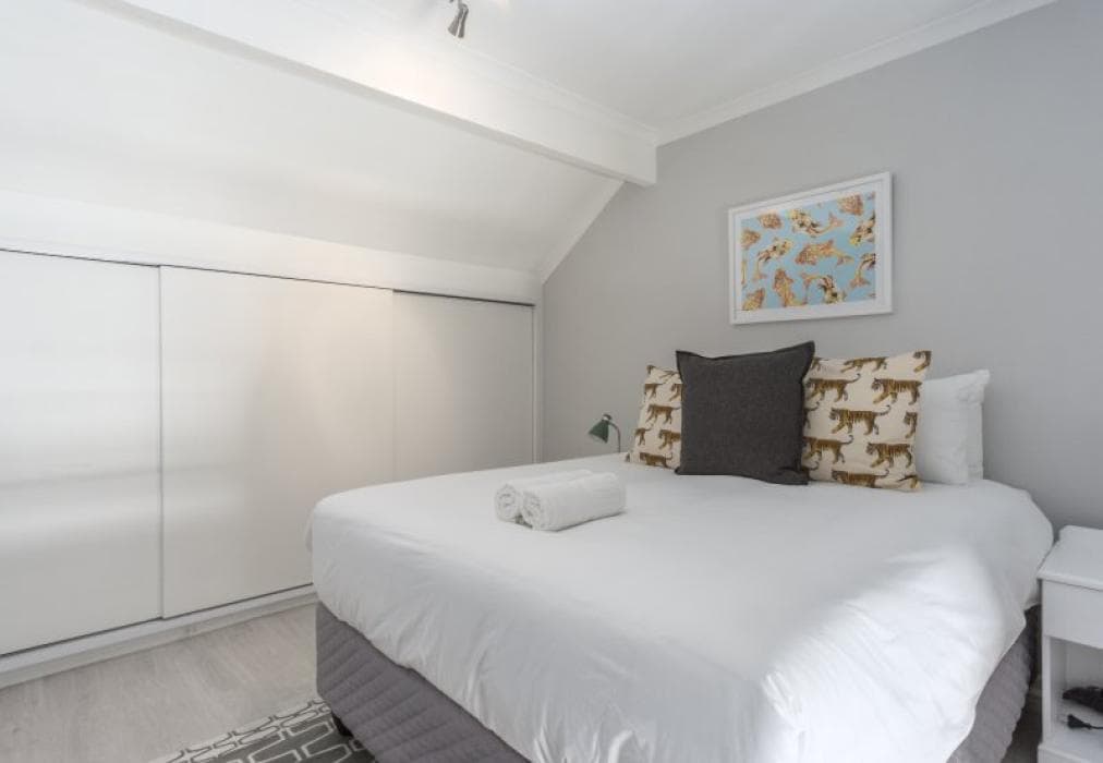 Cosy Getaway with Stunning Mountain Views