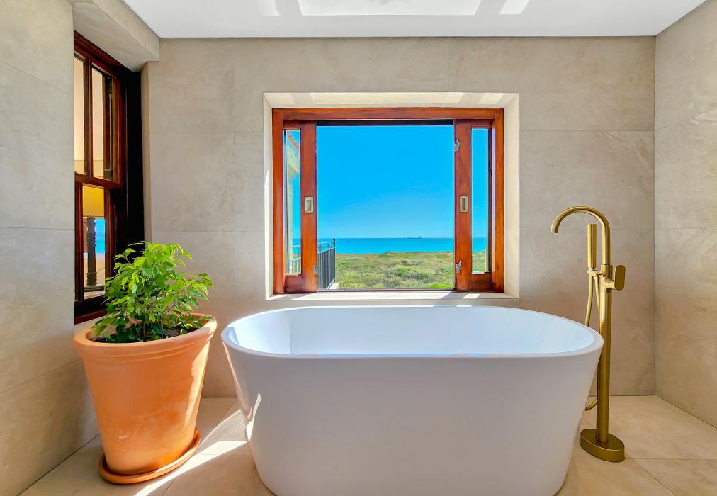 Sunsets Tuscan Beachfront Villa