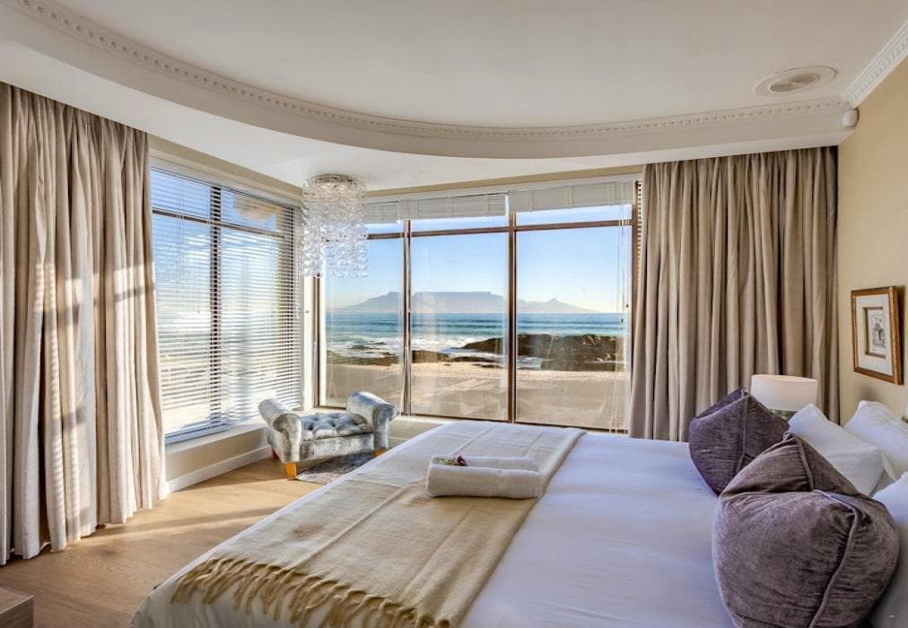 HOMELYNN Bloubergstrand