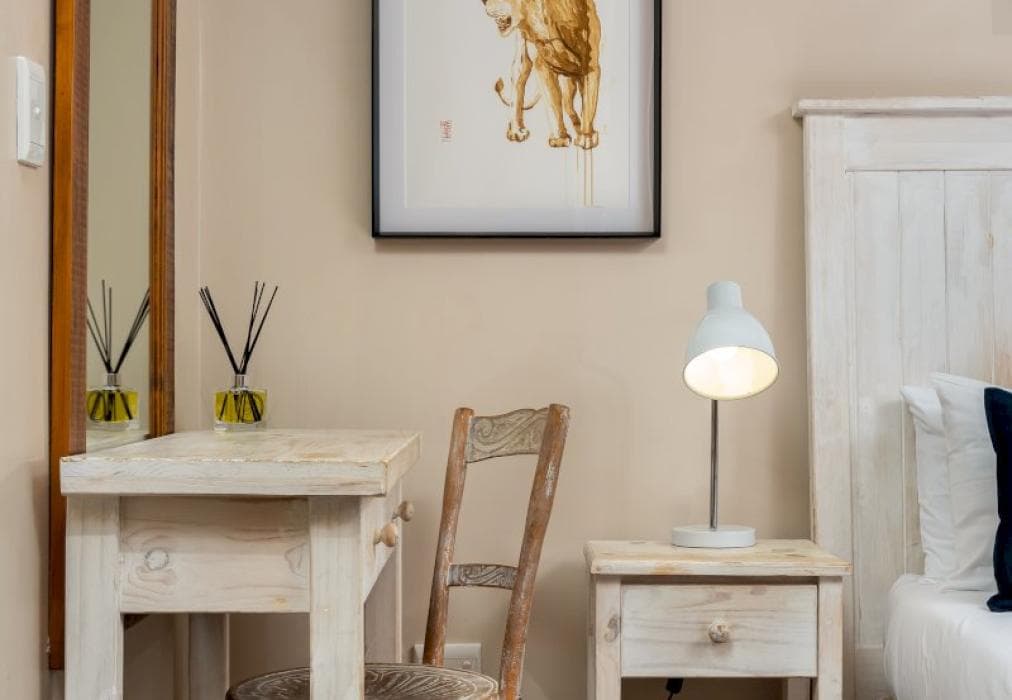 Modern Apartment with Balcony & Beach Access