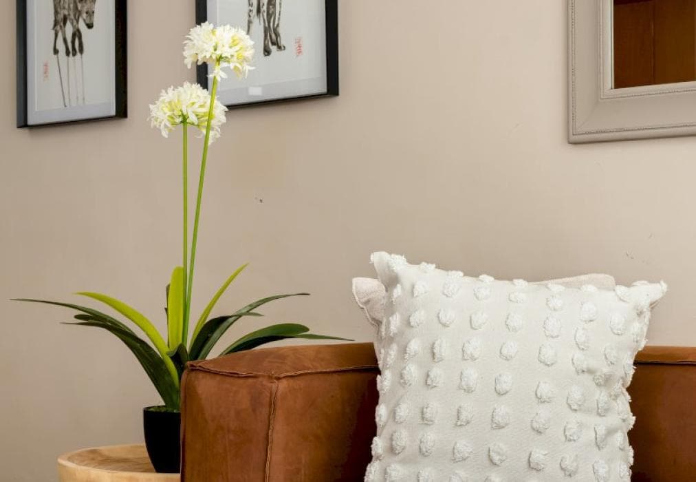 Modern Apartment with Balcony & Beach Access