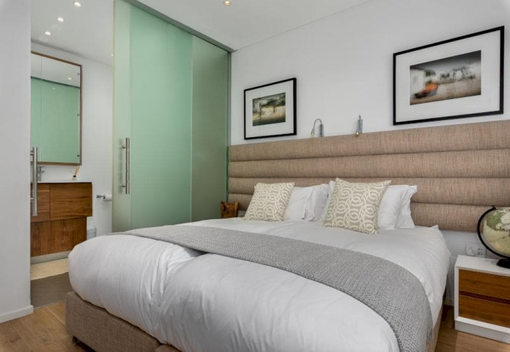 Bantry Bay Luxury Steps