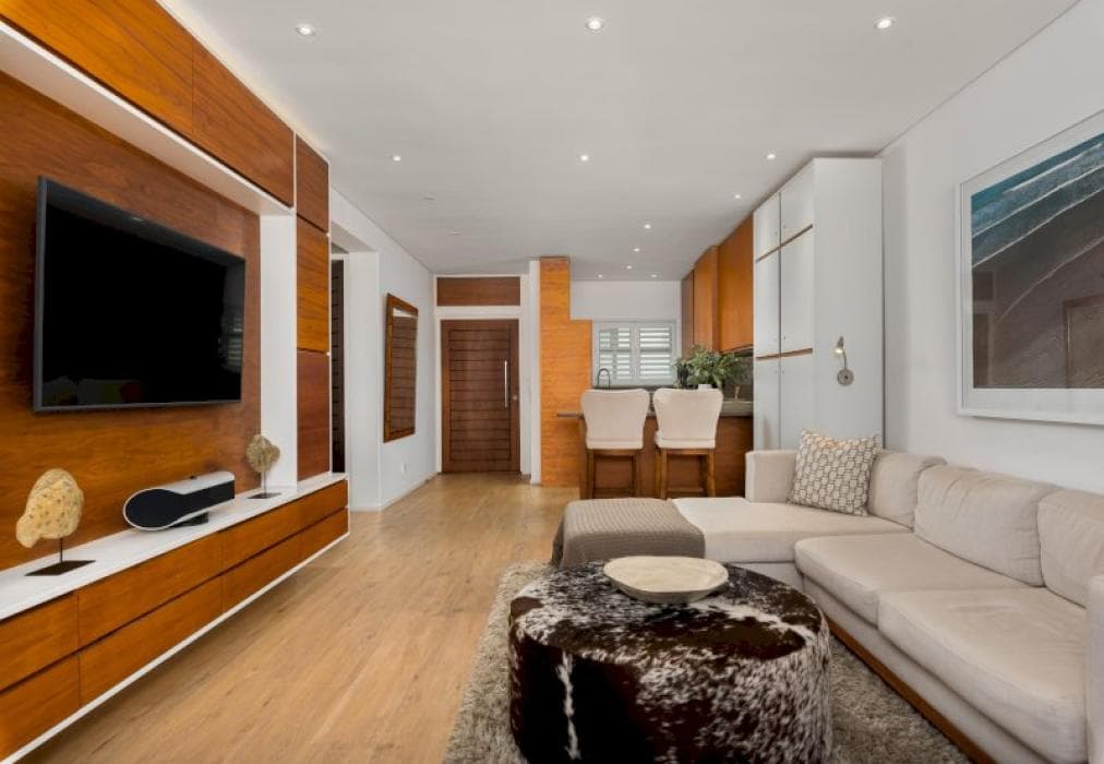 Bantry Bay Luxury Steps